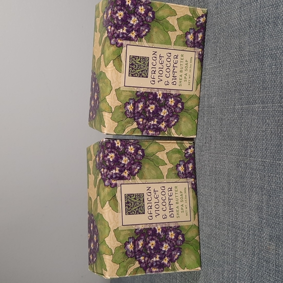 African Violet Cocoa Shea Butter Spa Bar Soap Set 10.5oz Bars Scented Bath Guest - Picture 1 of 4